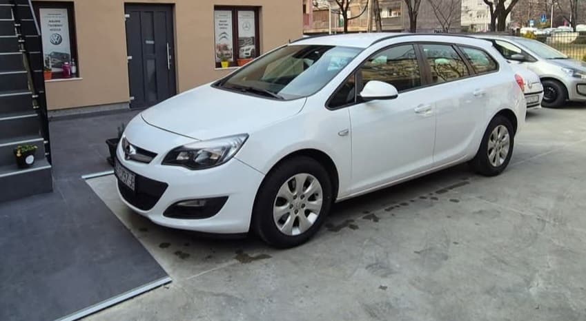 Opel Astra SW 1.6cdti