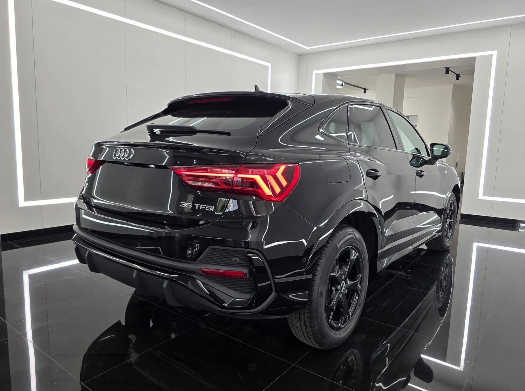 Audi Q3, fotografija 5