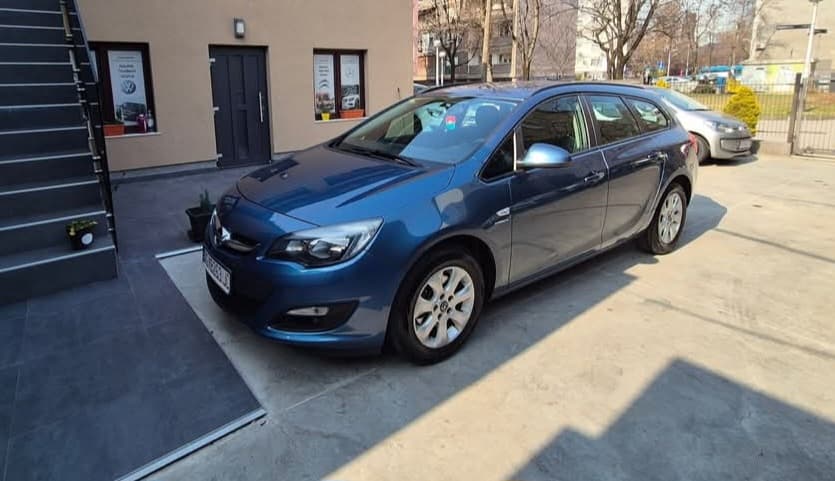 Opel Astra SW 1.6cdti