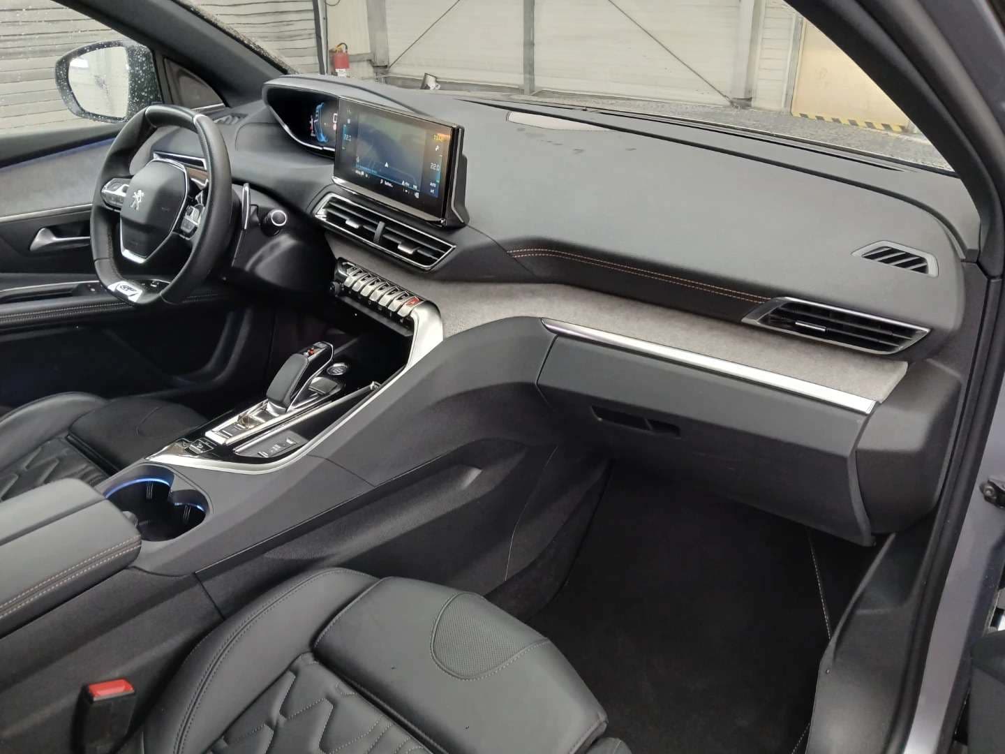 Peugeot 3008 GT 1,6 299ks Benzin Plugin Hybrid 299ks, fotografija 7
