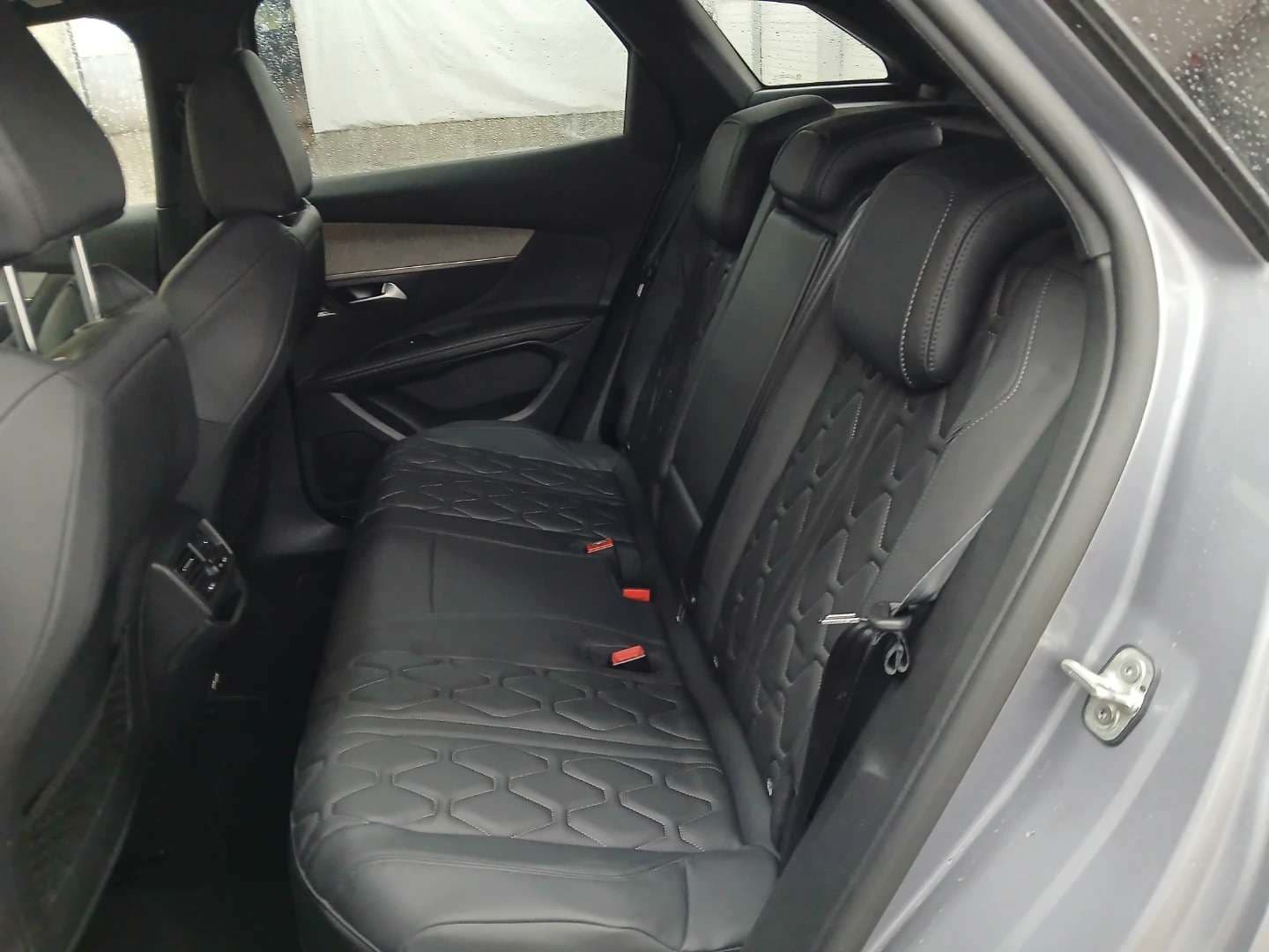 Peugeot 3008 GT 1,6 299ks Benzin Plugin Hybrid 299ks, fotografija 8
